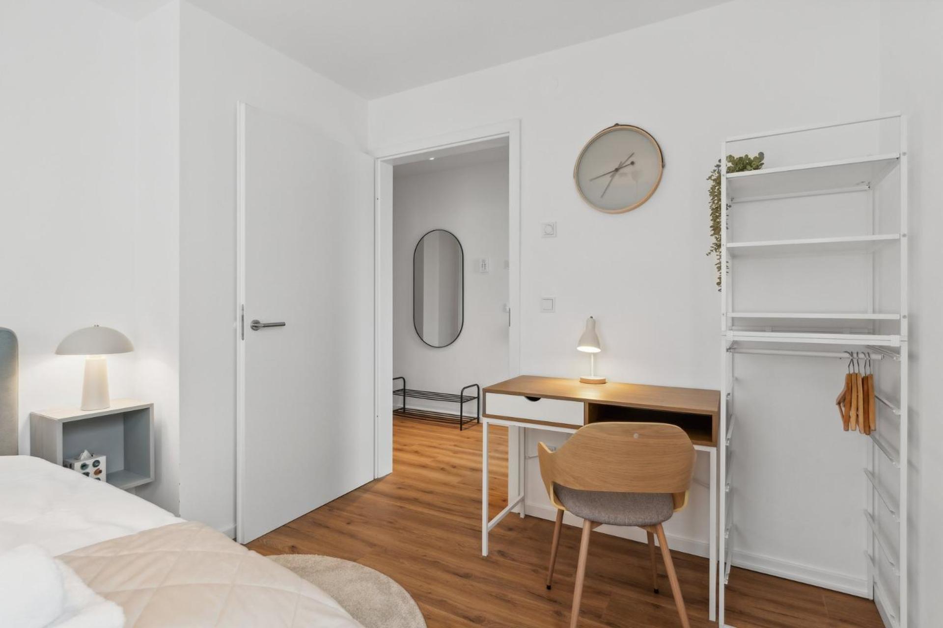 Deluxe Apartment In Bielefeld City Mit Parkplatz Und Balkon Exterior foto